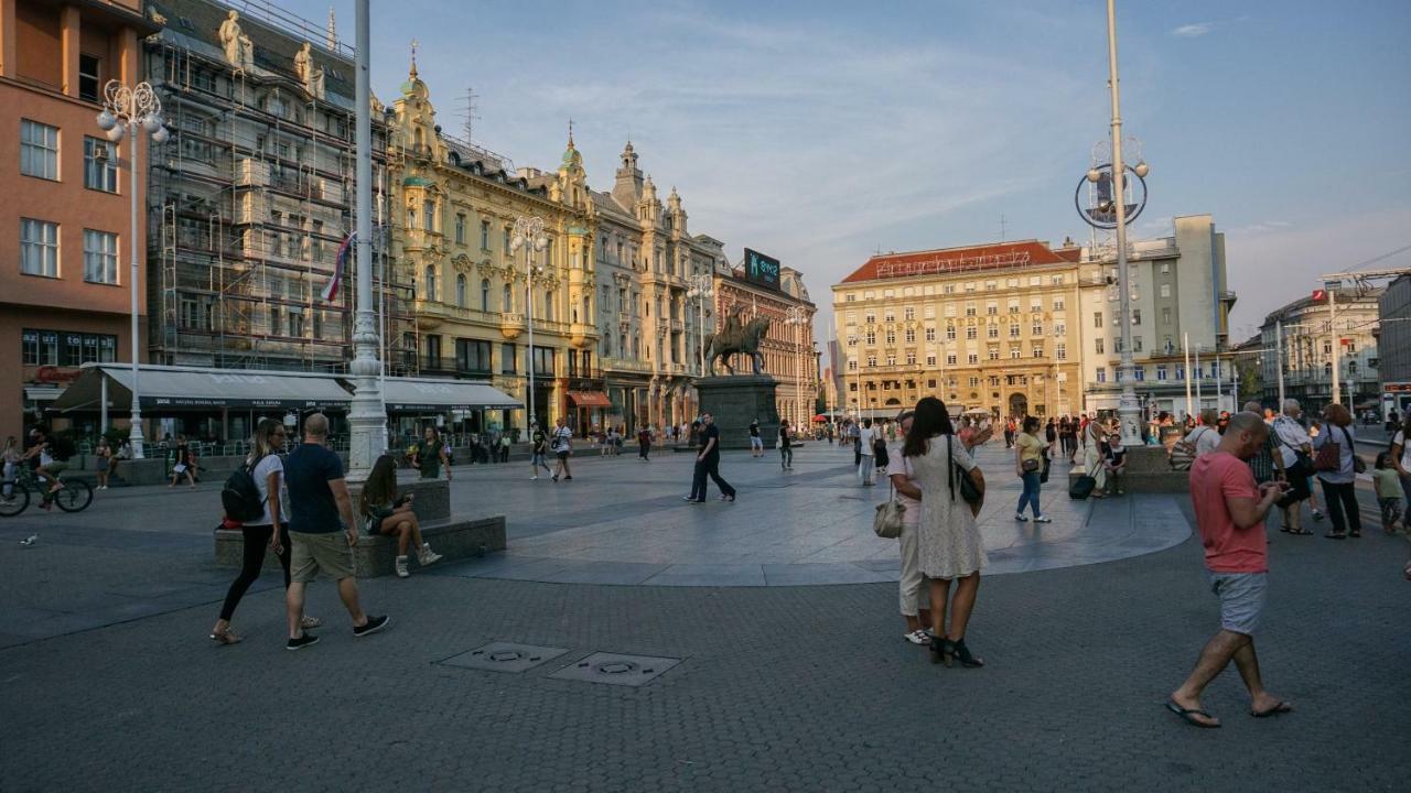 Karlo Main Square Apartments 1 Zagreb Eksteriør billede