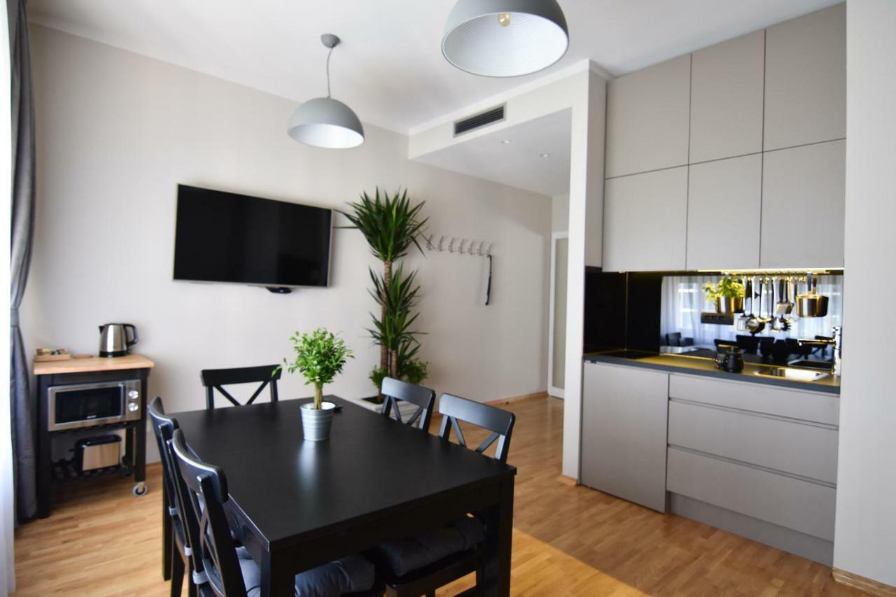 Karlo Main Square Apartments 1 Zagreb Eksteriør billede